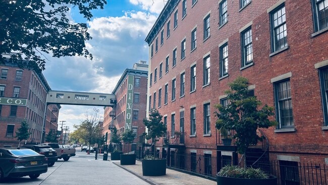 Photo - 158 Wayne St Unit 405A