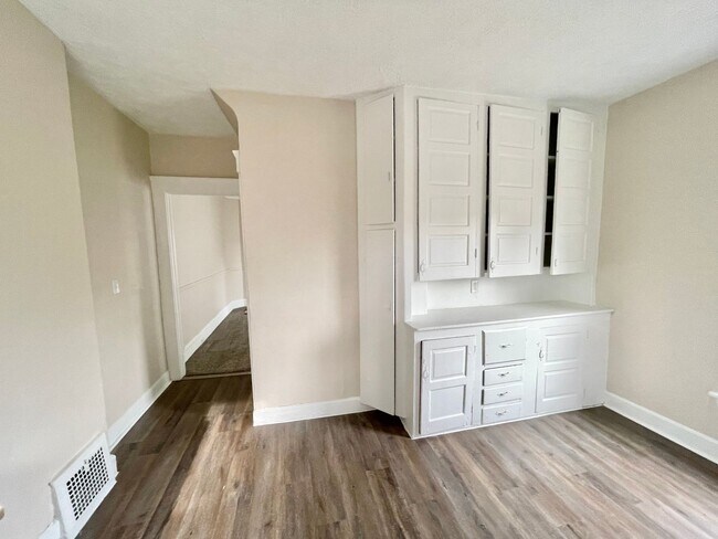Photo - 1730-1730 E 30th St Unit 1730