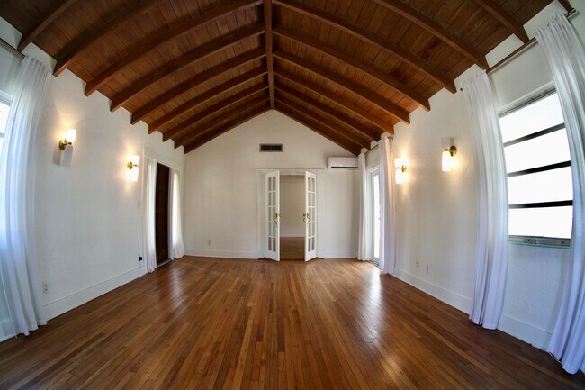 Photo - 620 Winters St