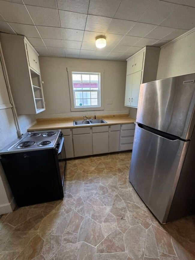 Photo - 429 Perry Ave Unit 429 Perry Ave #2