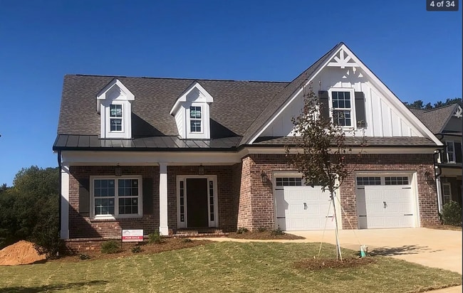 Building Photo - Charming 4 Bedroom 2.5 Bathroom with Bonus Room