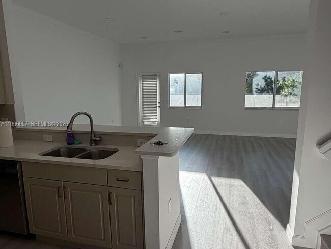 Photo - 2704 Treasure Cove Cir