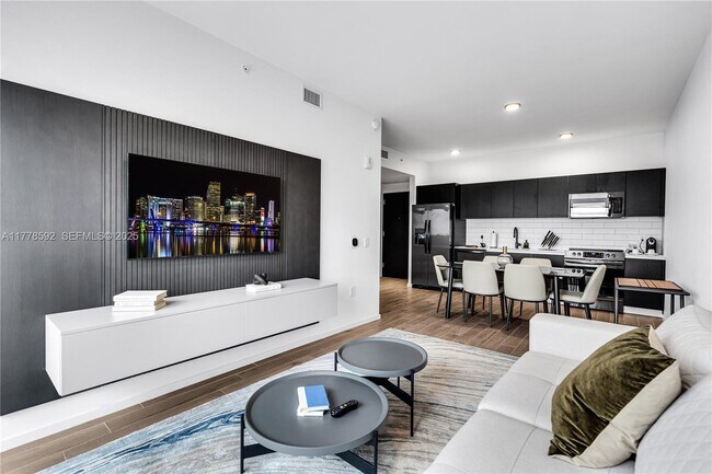 Photo - 398 NE 5th St Unidad 3419