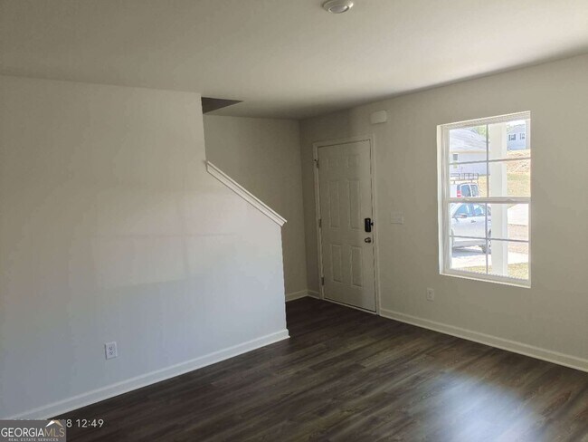 Photo - 622 Tudor St