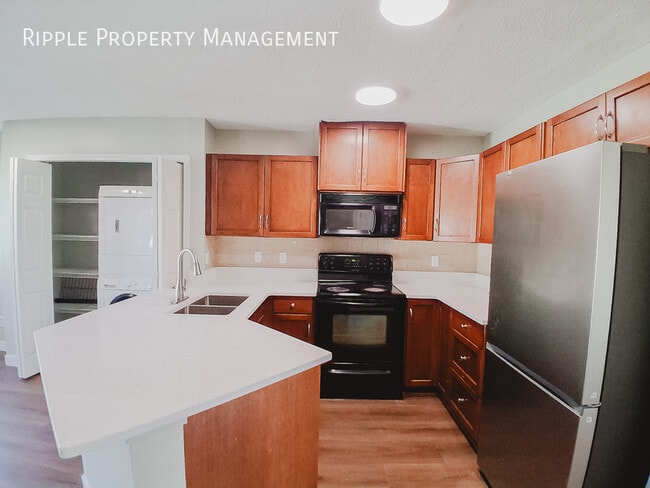 Photo - AMAZING 3 BEDS, 2.5 BATHS SINGLE-FAMILY HOME (UPPER) | DEDICATED DEN & TILE GAS FIREPLACE