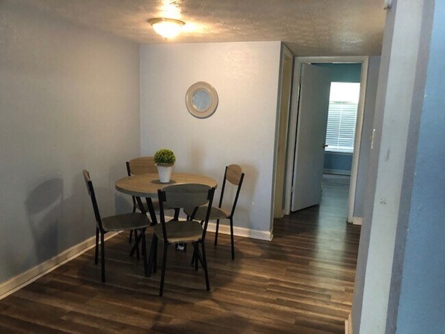 Photo - Just move on in- Fully furnished private one bedroom apartment