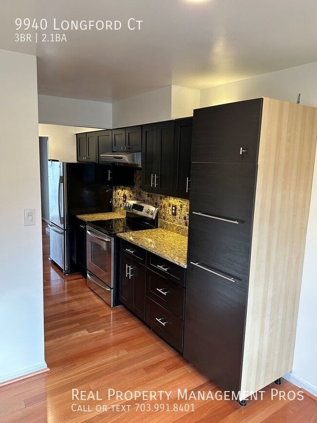 Qualify for a zero deposit? Oakton HS Pyramid Townhome Townhome