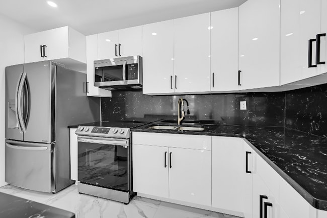 Photo - 3127 Sedgwick Ave Apartment Unit GFL