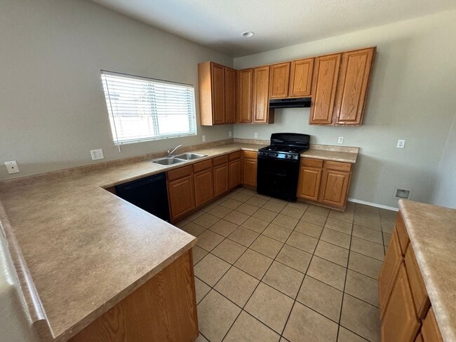 Photo - 3 Bedroom - 2.5 Bath - 2010 Sq. Ft. - Sahuarita Home