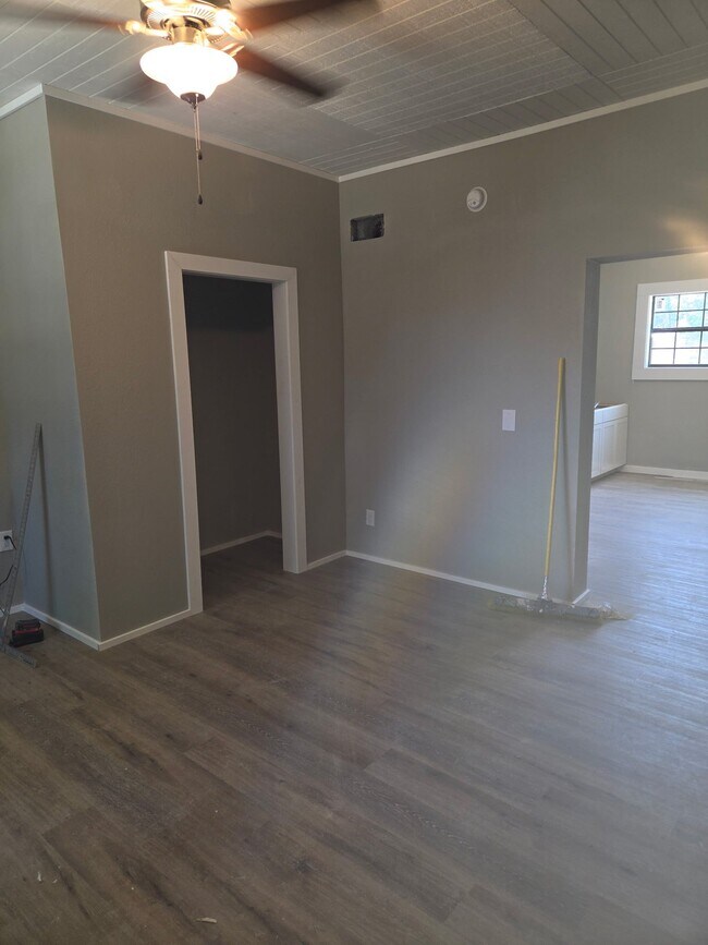 112 Wheeler Ave Unit 4