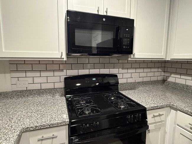 Photo - 1812 Ashland St