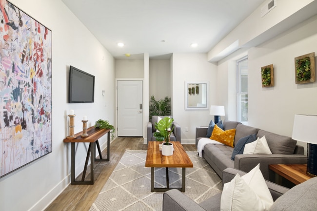 Photo - 1535 N 6th St Unit B22