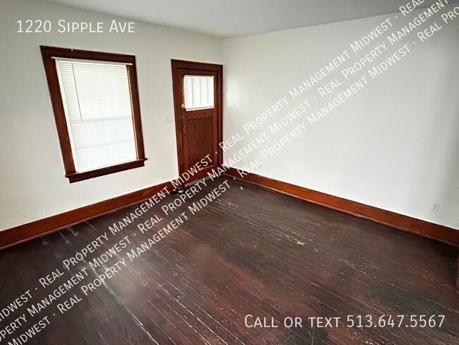 Photo - 1220 Sipple Ave