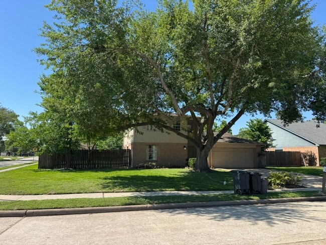 Photo - 5614 Country Green St