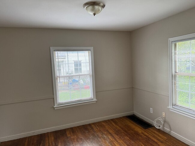 Photo - 378 N Roosevelt Ave Unit 2