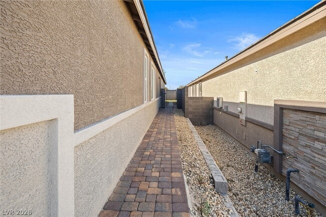 Photo - 9446 Sequoia Rdg Ave