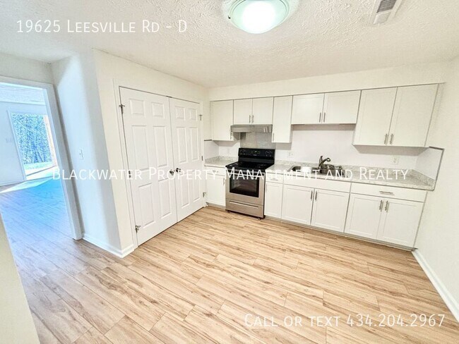 Photo - 19625 Leesville Rd Unit D