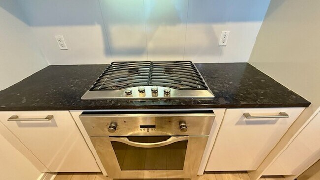 Photo - 2BR 2BA @ The BLU in SOMA/South Beach -AMSI Unit 8B