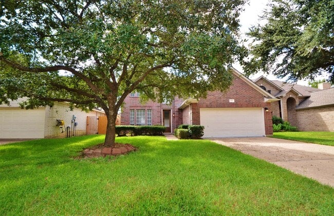 Building Photo - 6747 Cleft Stone Dr