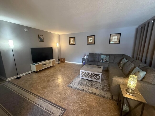 376 Saxony Trail