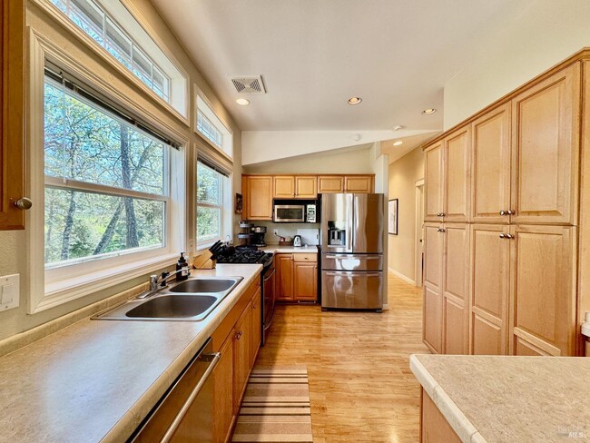 Building Photo - 750 Bell Canyon Rd Rental