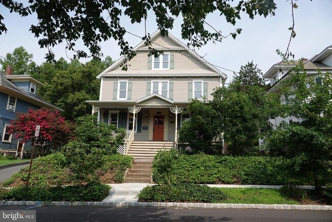 Photo - 36 Hart Ave