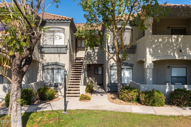 Building Photo - 15095 N Thompson Peak Pkwy Unit 1063
