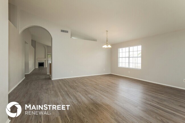 Photo - 23448 N 44th Dr