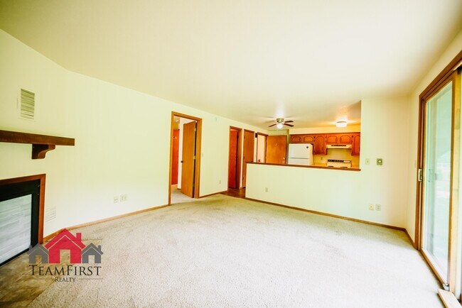 Photo - 488 S Good Hope Rd