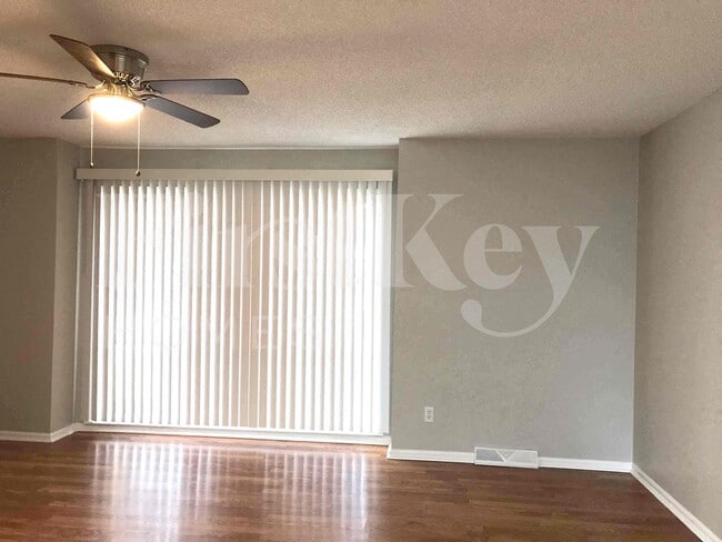 Photo - 8802 W 95th Terrace