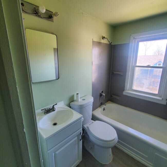 Photo - 10111 Adams Ave Unit Up