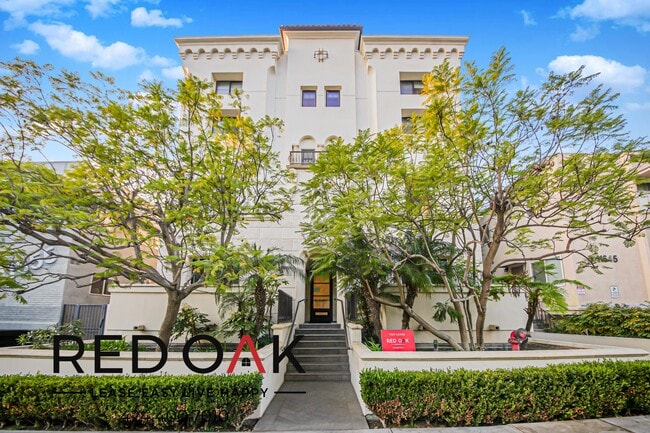 Photo - 11649 Mayfield Ave Unidad 6C