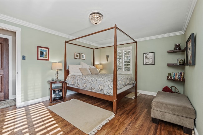 Photo - 1545 S 2300 E