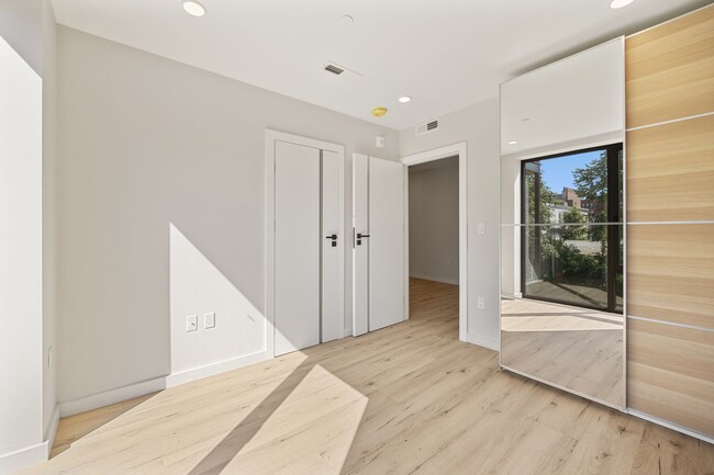 Photo - 141 N St Condo