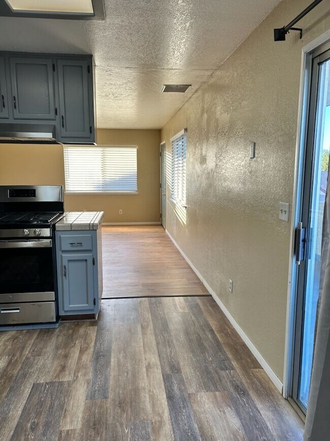 Photo - 1001 W Perdew Ave Unit 1001-C W. Perdew Ave.