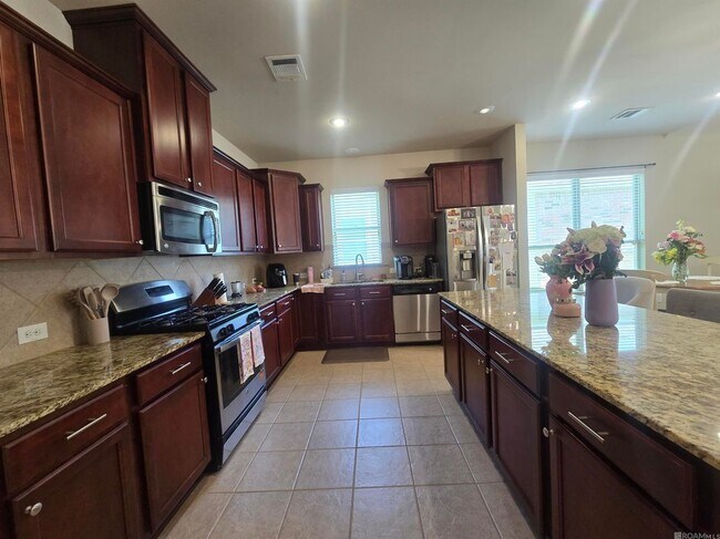 Photo - 1412 Alouette Dr
