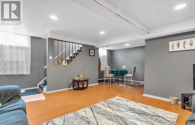 Photo - 197 A Cedarvale Crescent Unité B