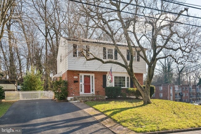 Photo - 426 E Hinckley Ave