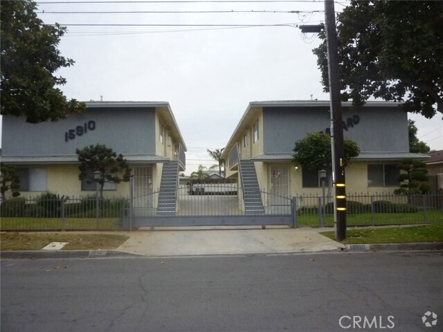 Building Photo - 15910 Harvard Blvd Unit A Rental