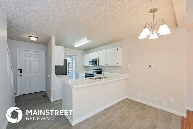 Photo - 9844 Fairwood St