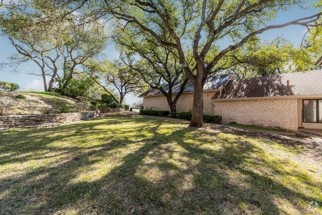 Building Photo - 1922 Cypress Point W Rental