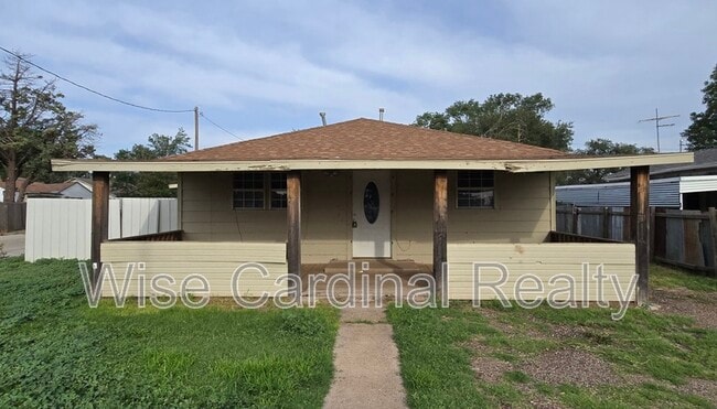 Building Photo - 1021 S Westside Ave