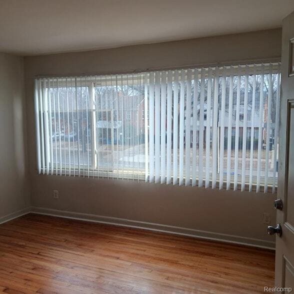 Photo - 18411 Meyers Rd