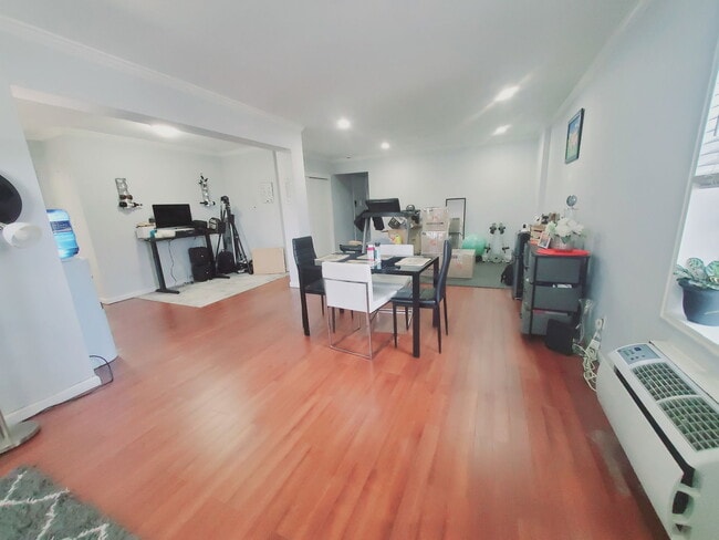 Photo - 7 4th St Unidad 3