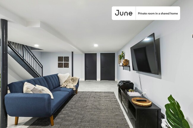 Photo - Room in Shared 5.0 bed/2.5 bath home