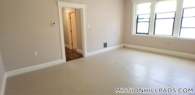 Photo - 46 Waverly St Unit 3