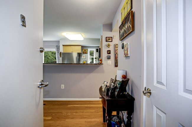 Photo - 1501 27th St SE Unit 305