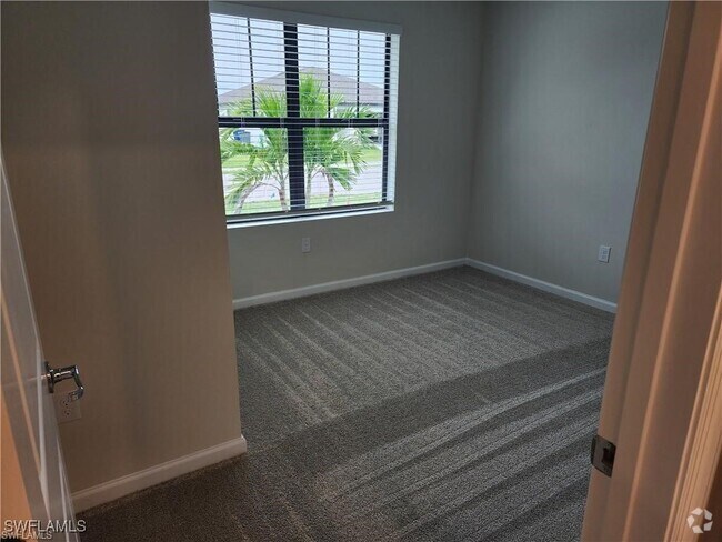 Building Photo - 10856 Firebush Cir Rental