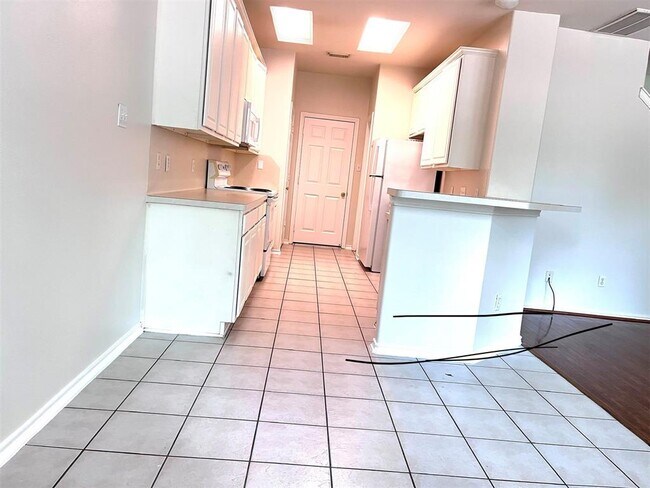 Photo - 14 Scenic Brook Ct