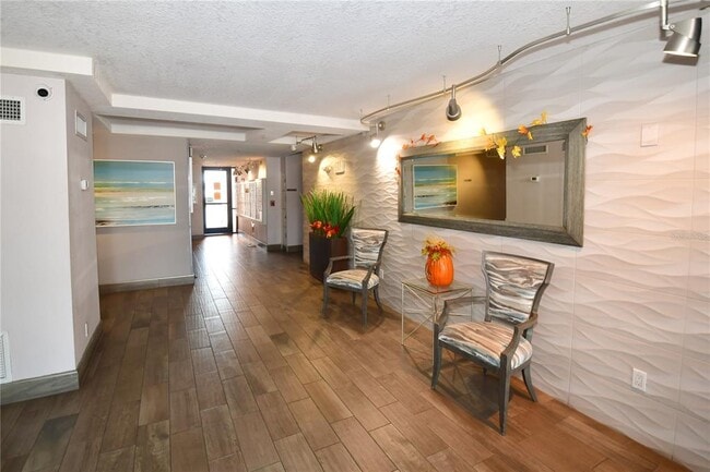 Photo - 51 Island Way Unit 909